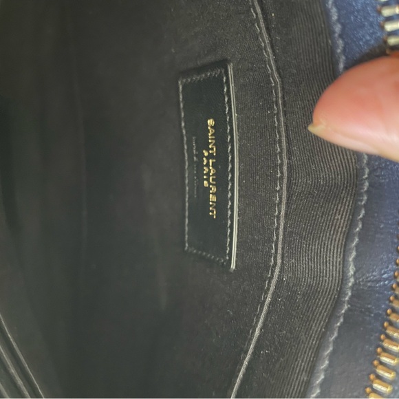 * SOLD* AUTHENTIC SAINT LAURENT YSL CASSANDRE POUCH IN QUILTED LEATHER - Picture 13 of 13